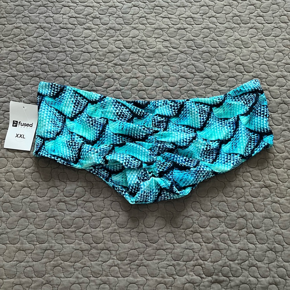 Fused Hawaii Kona XXL NWT Merlife
